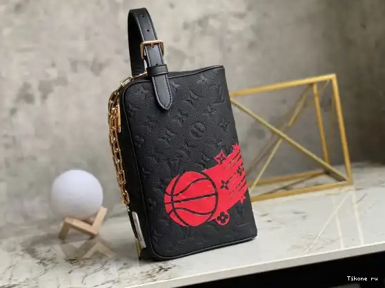 Affordable LVXNBA VUITTON LOUIS DOPP CLOAKROOM KIT 0707